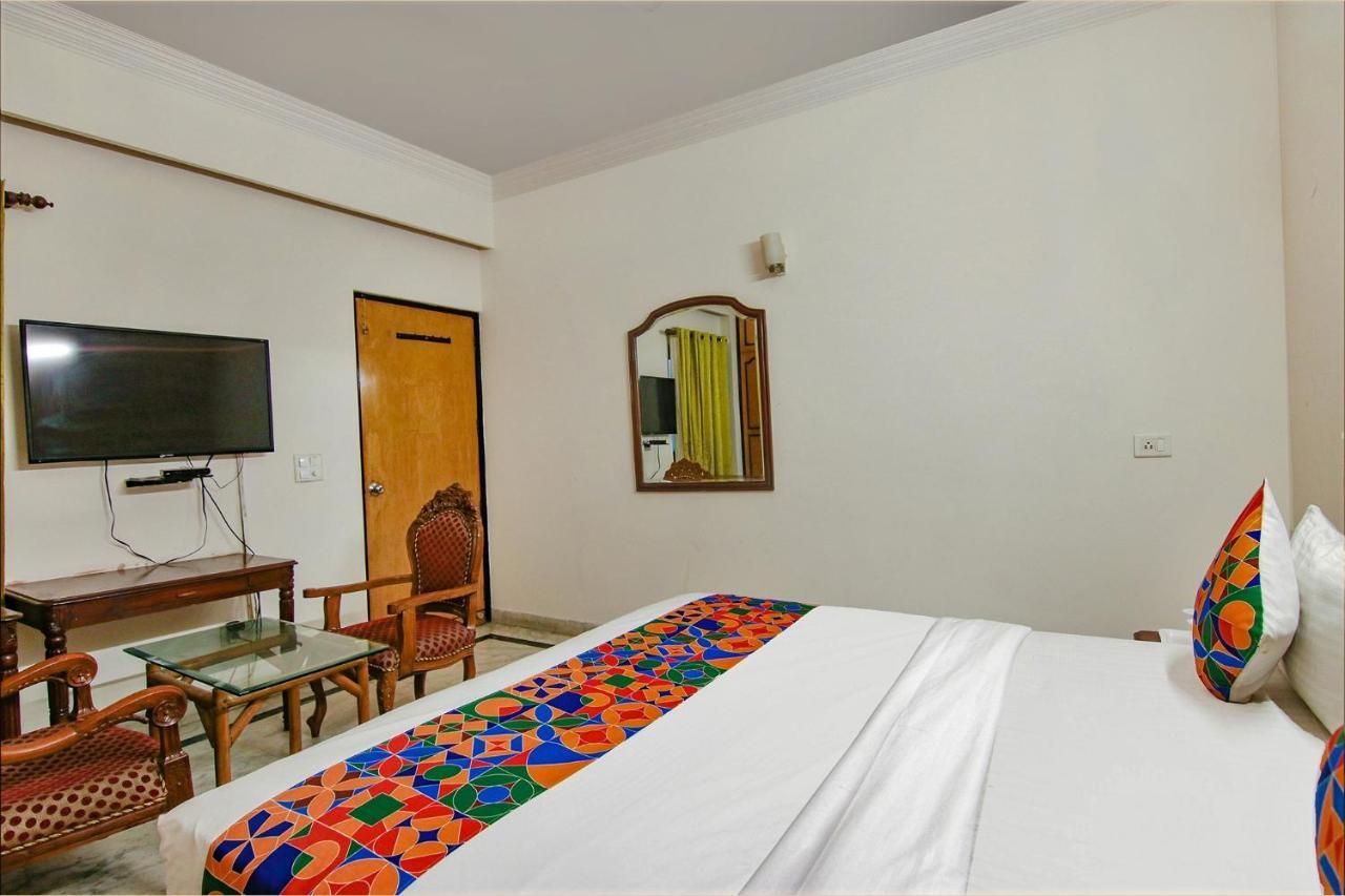 Fabhotel Singh Suite Gurgaon Buitenkant foto